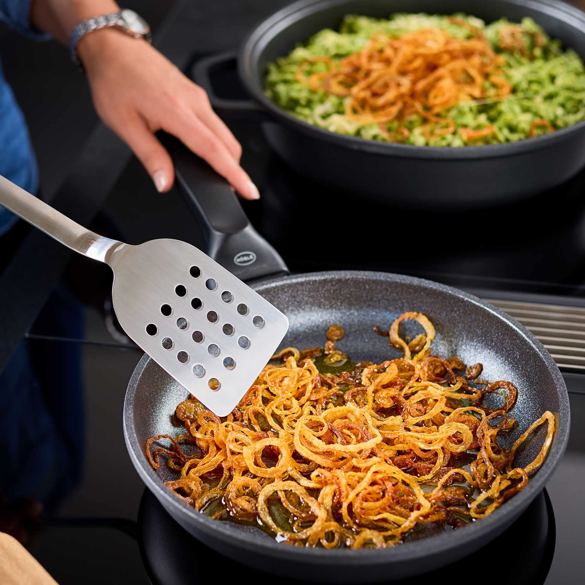 Rösle Cadini Frying Pan, Cast Aluminum Frying Pan with ProResist Non-Stick Coating, 11 in - Image 4